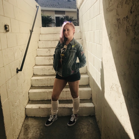 Meet your Posher, Kirby - Picture 1 of 8